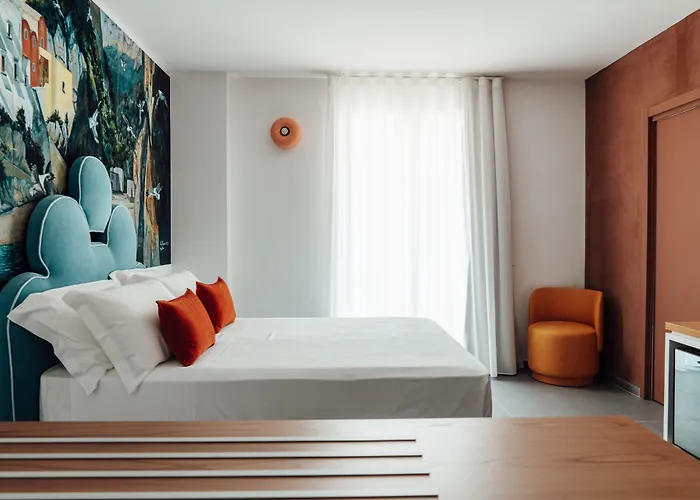 Dipinto Baccofurore Hotel 4*