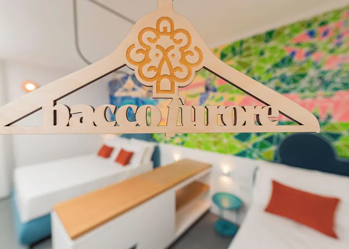 Hotel Dipinto Baccofurore 4*