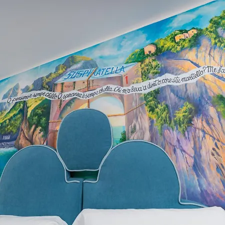 Dipinto Baccofurore Hotel